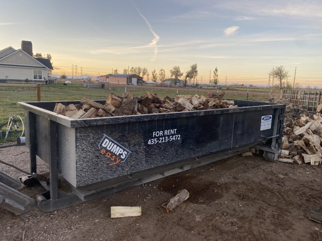 dispose of yard debris, Layton